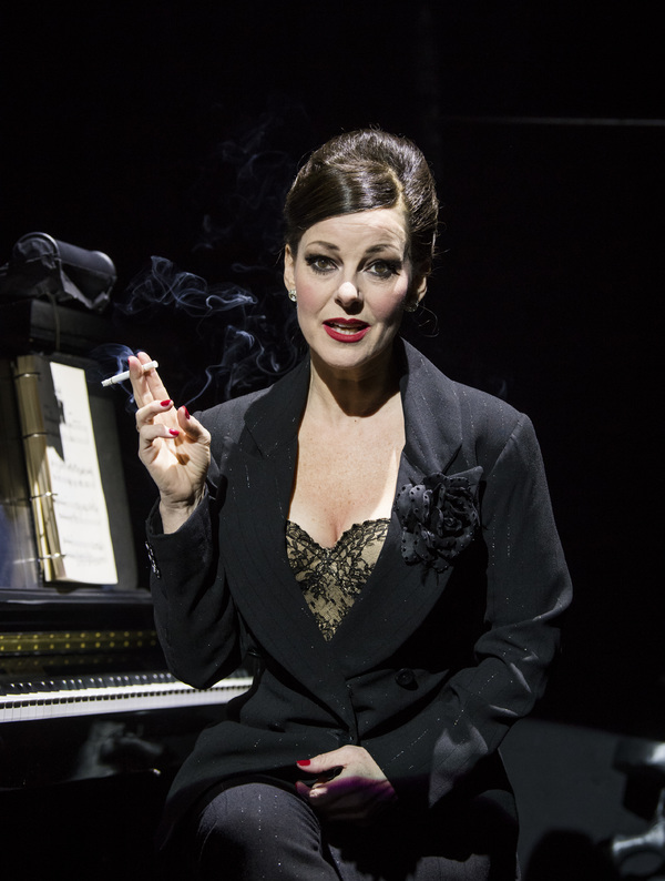 Photo Flash: First Look at Cuba Gooding, Jr. and the Cast of CHICAGO Image