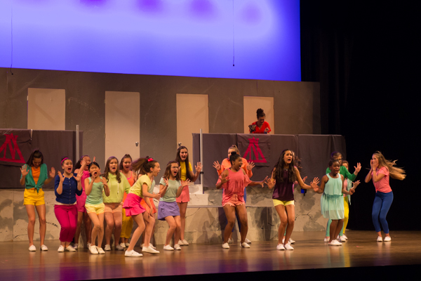 Photo Coverage: First look at New Albany Middle School's LEGALLY BLONDE Image