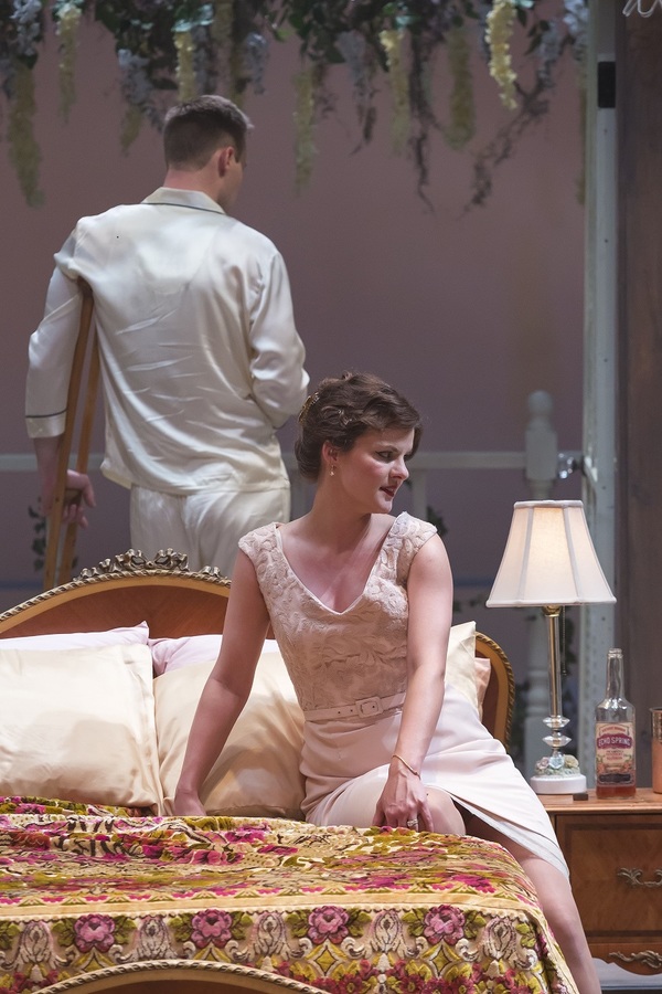 Photo Flash: Cincinnati Shakespeare Company Stages Sizzling Family Drama, CAT ON A HOT TIN ROOF 