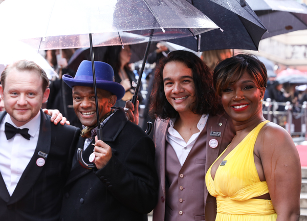 Photo Flash: On the Red Carpet at the Olivier Awards 