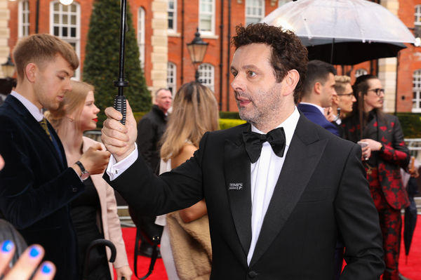 Photo Flash: On the Red Carpet at the Olivier Awards 