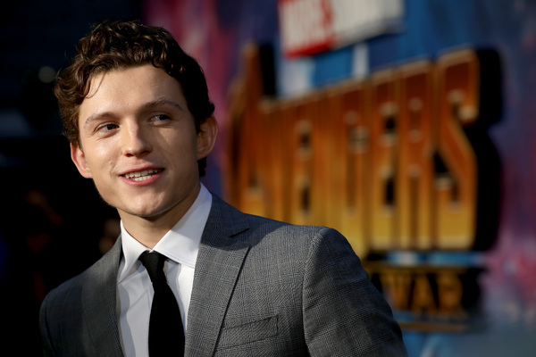 Photo Coverage: Check Out the Cast of Marvel's AVENGERS: INFINITY WAR at the London Fan Event Image