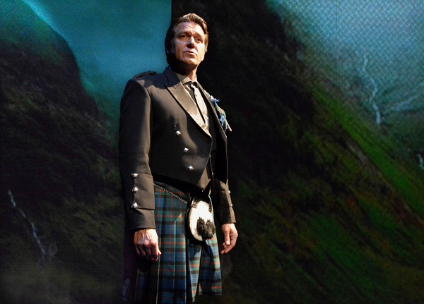 Photo Flash: First Look at NATHAN GUNN FLYING SOLO Image