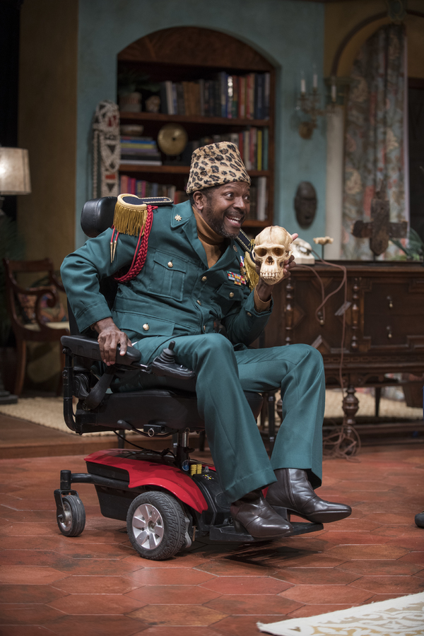 Photo Flash: First Look at THE DOPPELGANGER Starring Rainn Wilson Image
