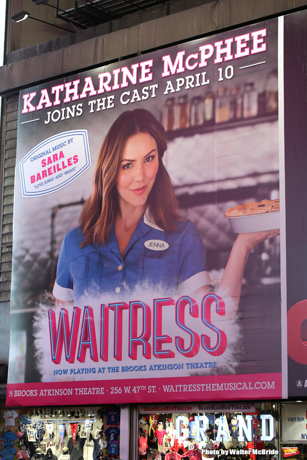 Photo Coverage: Easy as Pie! Katharine McPhee Makes Her Broadway Debut in WAITRESS Image