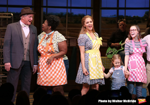 Photo Coverage: Easy as Pie! Katharine McPhee Makes Her Broadway Debut in WAITRESS Image