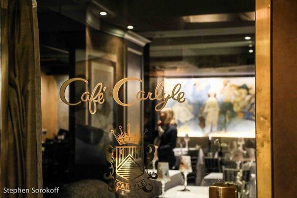 Photo Coverage: Steve Tyrell Honored By Warner Music Group During Opening Night at Cafe Carlyle Image