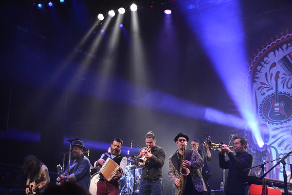 Photo Coverage: THE MAVERICKS Play The Bergen Performing Arts Center Image