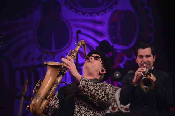 Photo Coverage: THE MAVERICKS PLAY St. George Theatre, Staten Island Image