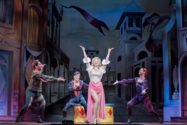 Photo Flash: Get A First Look At KISS ME, KATE at The 5th Avenue Theatre 