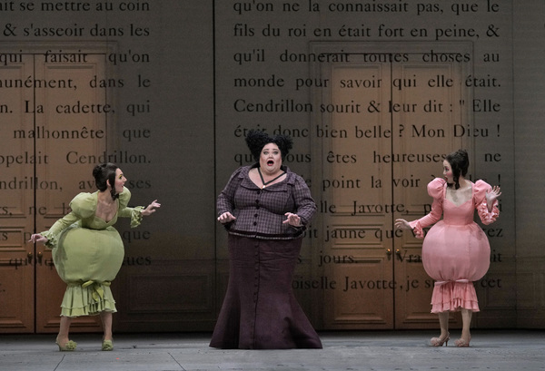 Photo Flash: Get A First Look At CENDRILLON At The Met Image