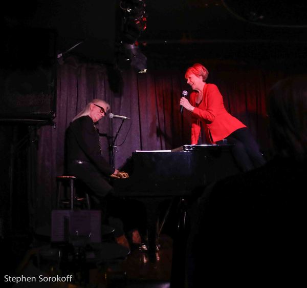 Photo Coverage: Liz Robertson Sings 'Lerner Without Loewe' at Don't Tell Mama Image