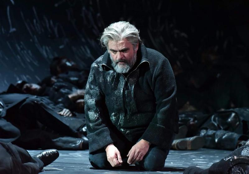 Review: THE FLYING DUTCHMAN at Theater Erfurt - This DUTCHMAN finally takes flight on the wings of Kelly God's magnificently sung Senta Image