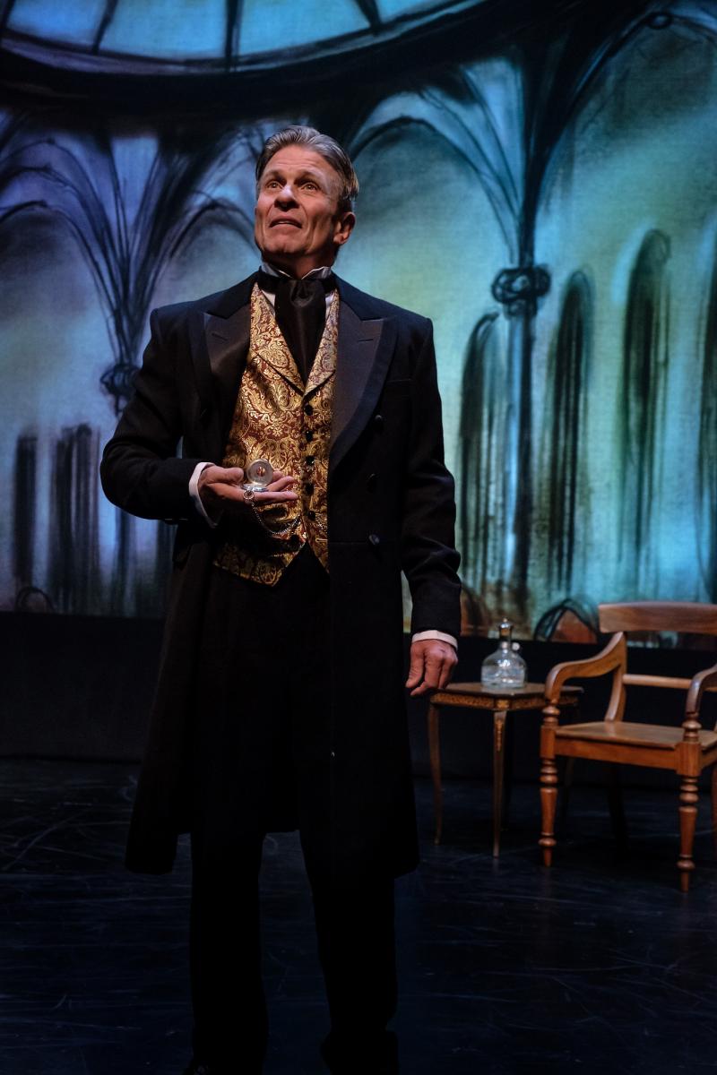 Review: H.G. Wells' Original Time Travel Story Is Retold In A One Man Show Of THE TIME MACHINE. 