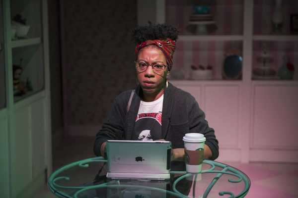 Photo Flash: First Look at THE CAKE at Rivendell Theatre Ensemble Image