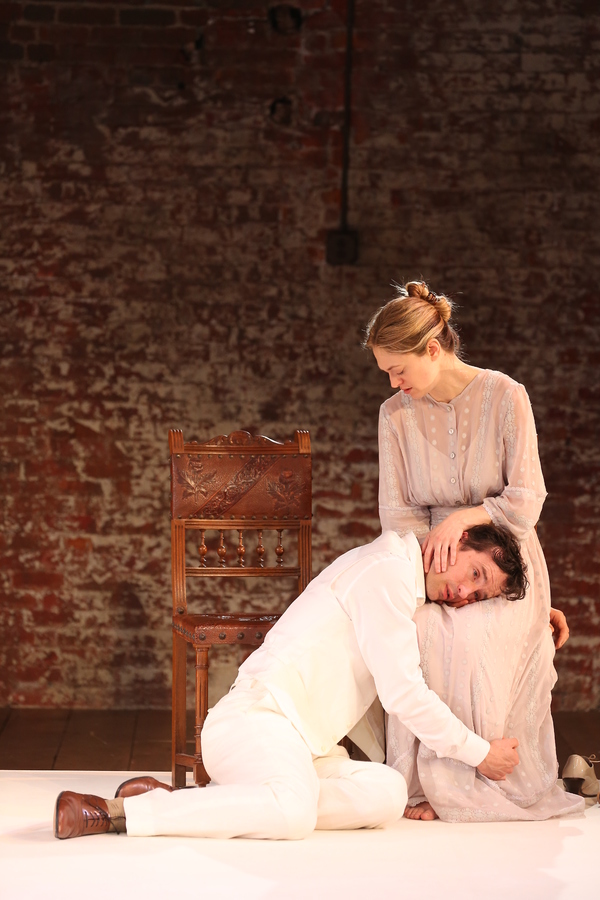 Photo Flash: Classic Stage Company Presents Tennessee Williams' SUMMER AND SMOKE Image
