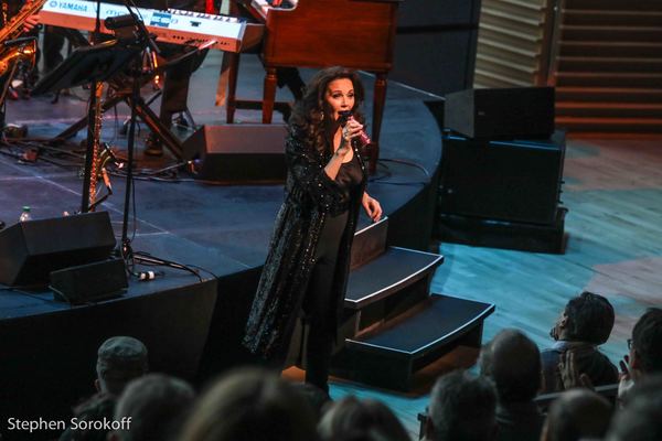 Photo Coverage: Lynda Carter Brings Red Rock n' Blues to Jazz at Lincoln Center 