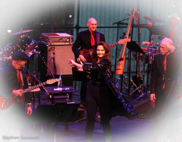 Photo Coverage: Lynda Carter Brings Red Rock n' Blues to Jazz at Lincoln Center 