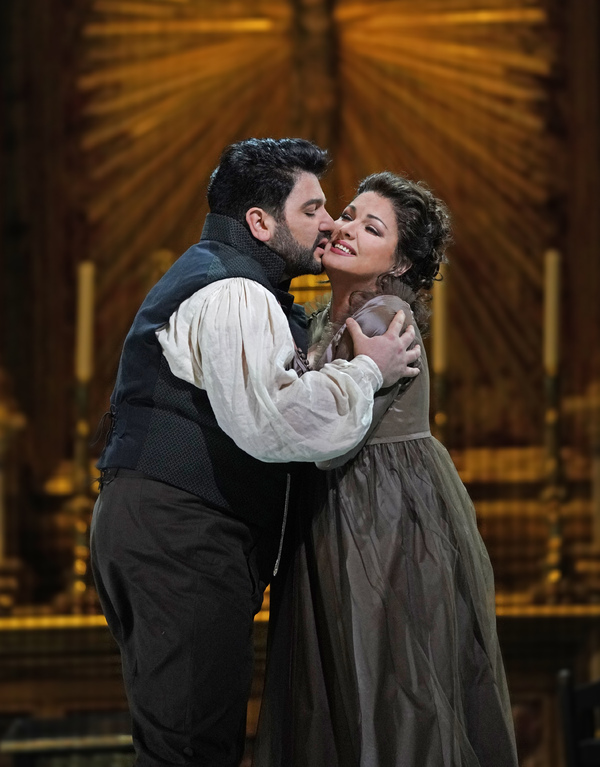Photo Flash: Anna Netrebko Stars In TOSCA at The Met Image