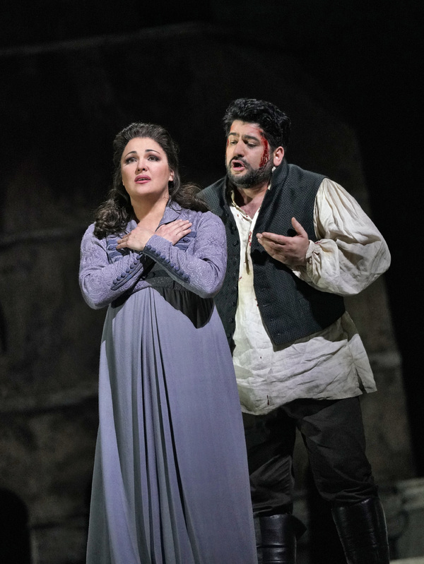 Photo Flash: Anna Netrebko Stars In TOSCA at The Met Image