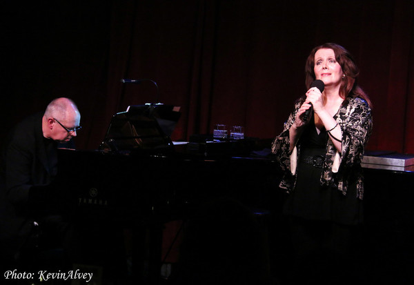 Photo Coverage: Maureen McGovern Takes the Stage at Birdland Image