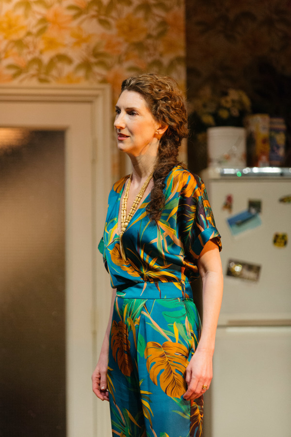 Photo Flash: First Look at NINE NIGHT at the National Theatre Image