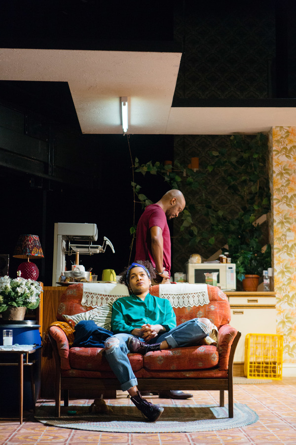 Photo Flash: First Look at NINE NIGHT at the National Theatre Image