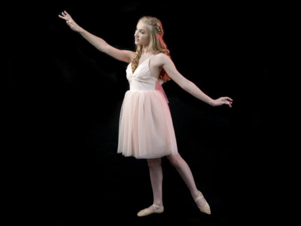 Photo Flash: Outcry Youth Theatre Takes ROMEO AND JULIET To The Circus Image