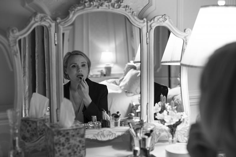 Interview: THREE TALL WOMEN'S Alison Pill Embraces a Statuesque Role Image