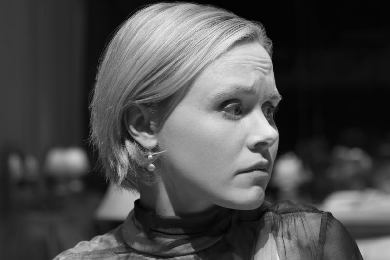 Interview: THREE TALL WOMEN'S Alison Pill Embraces a Statuesque Role Image