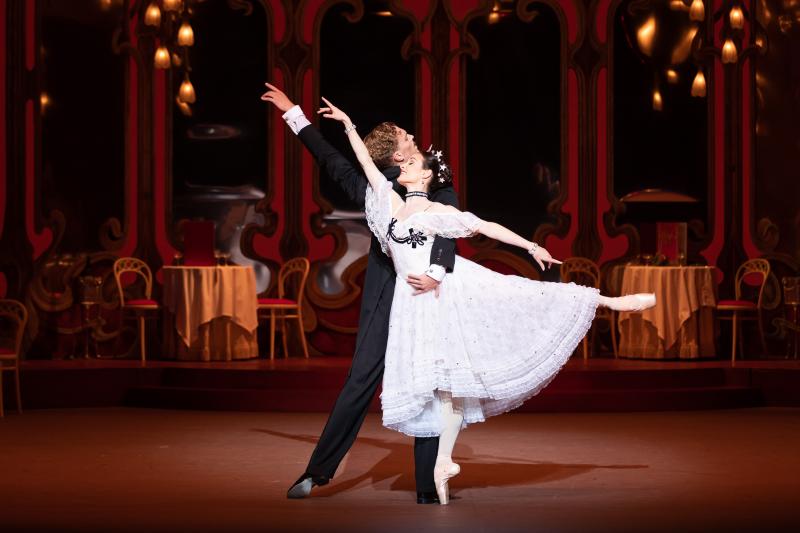 Review: The Australian Ballet Brings Back Beautiful Romantic Comedy THE MERRY WIDOW To Delight A New Generation Image