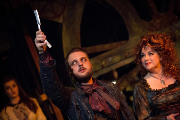 Photo Flash: First Look At New Production Of SWEENEY TODD At The Stockwell Playhouse Image