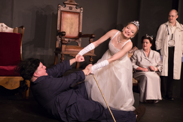 Photo Coverage: First Look at Curtain Players' EXIT THE KING Image