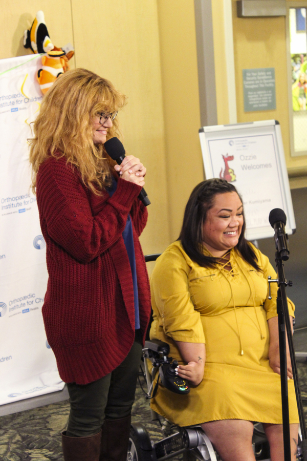 Photo Flash: Broadway Star Idina Menzel Transforms for UNDERCOVER BOSS: CELEBRITY EDITION Image