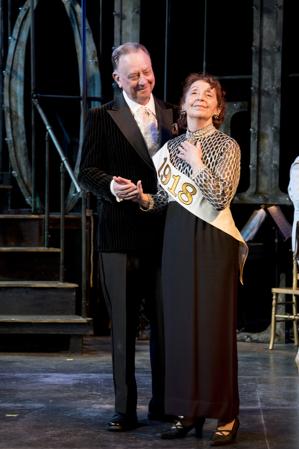 Photo Flash: First Look at FOLLIES at Astoria Performing Arts Center Image