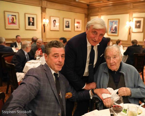 Photo Coverage: Dean Larry King at His Table as The Friars Club Salutes Le Cirque Image