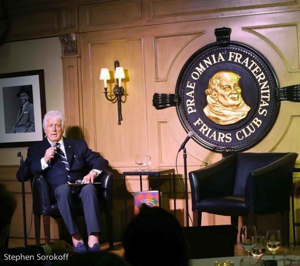 Photo Coverage:  Dean Larry King at His Table as The Friars Club Salutes Le Cirque 