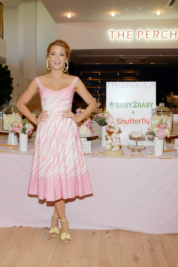 Blake Lively hosts the Baby2Baby Motherâ€™s Day Celebration Presented by Shutter Photo