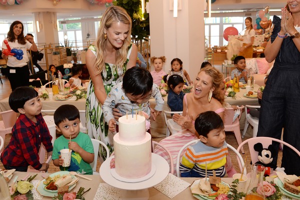 Photo Flash: Blake Lively Hosts Shutterfly Baby2Baby Mother's Day Celebration in New York City 