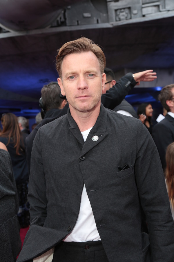 Photo Flash: SOLO: A STAR WARS STORY World Premiere Image