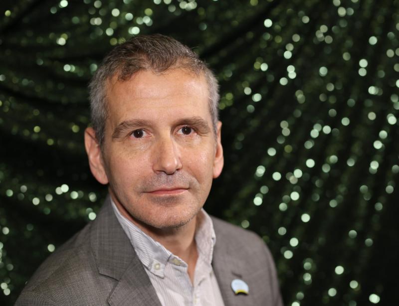 WATCH NOW! Zooming in on the Tony Nominees: David Cromer Image