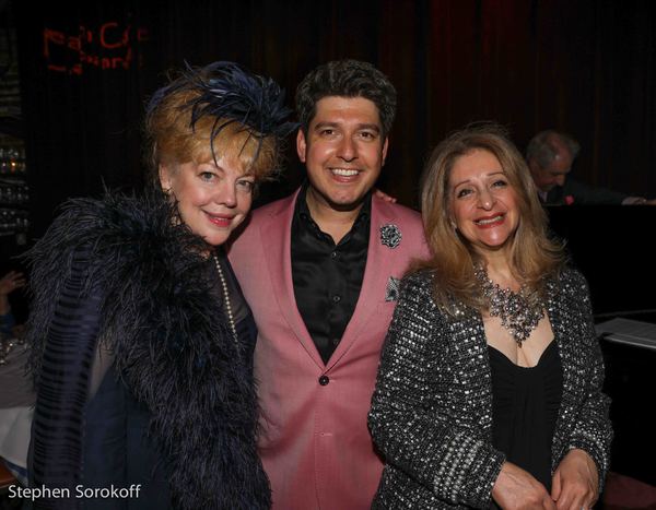 Photo Coverage: Danny Bacher - An Early Mother's Day Present at the Beach Cafe Image