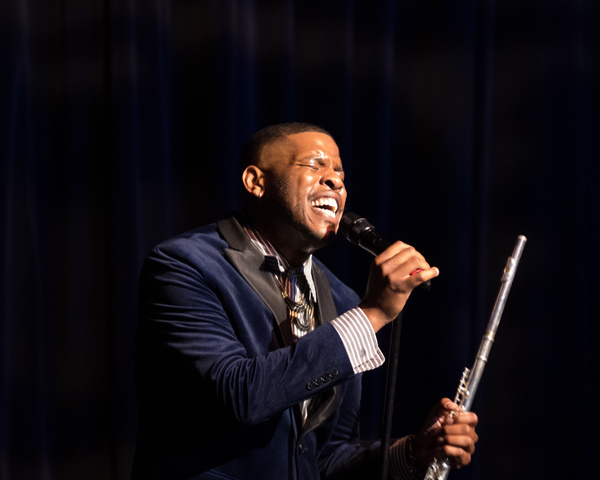 Photo Coverage: VINTAGE TROUBLE'S TY TAYLOR DEBUTS NOUVEAU MID-CENTURY ROMANCE SONGBOOK AT THE WALLIS ANNENBERG 