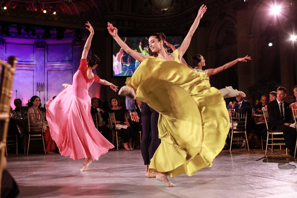 Photo Flash: Ballet Hispanico's Gala Honors Emilio & Gloria Estefan and More 