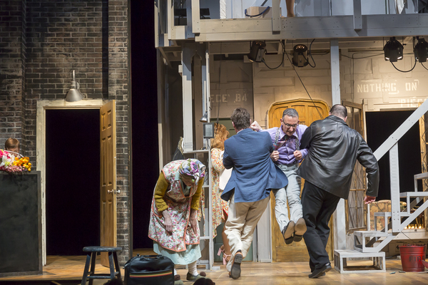 Photo Flash: Cincinnati Shakespeare Presents Madcap Comedy NOISES OFF Image