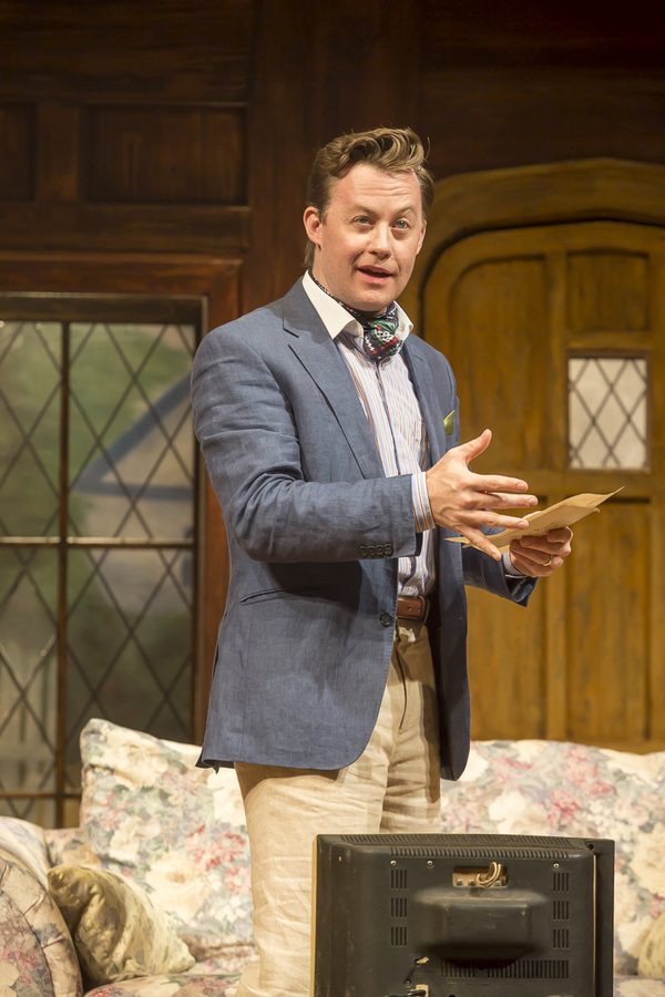 Photo Flash: Cincinnati Shakespeare Presents Madcap Comedy NOISES OFF  Image