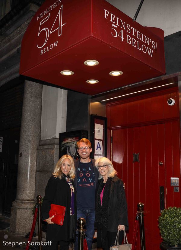 Photo Coverage: Robert Davi Sings Frank Sinatra at Feinstein's/54 Below Image