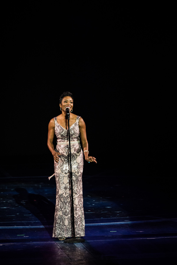 Heather Headley Photo