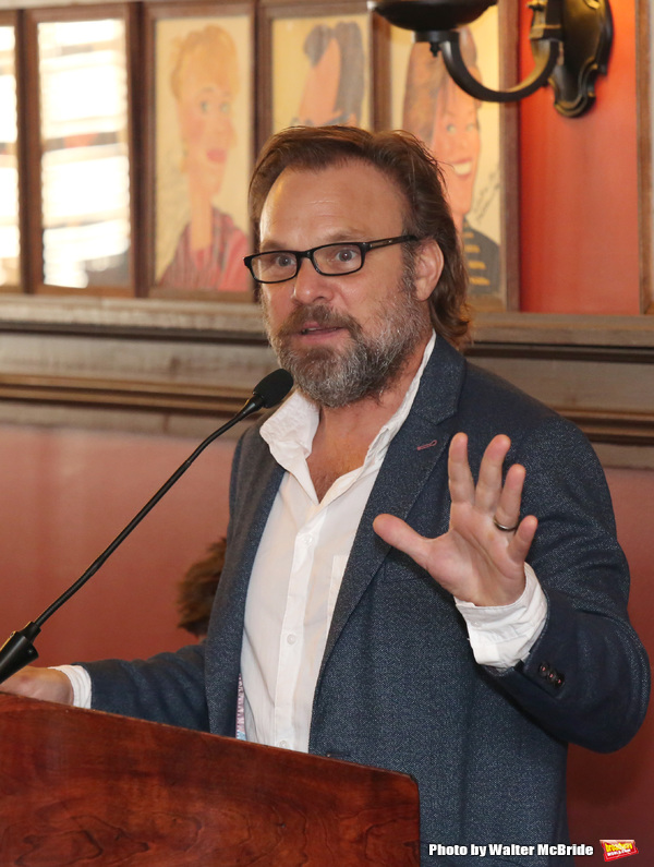 Norbert Leo Butz Photo