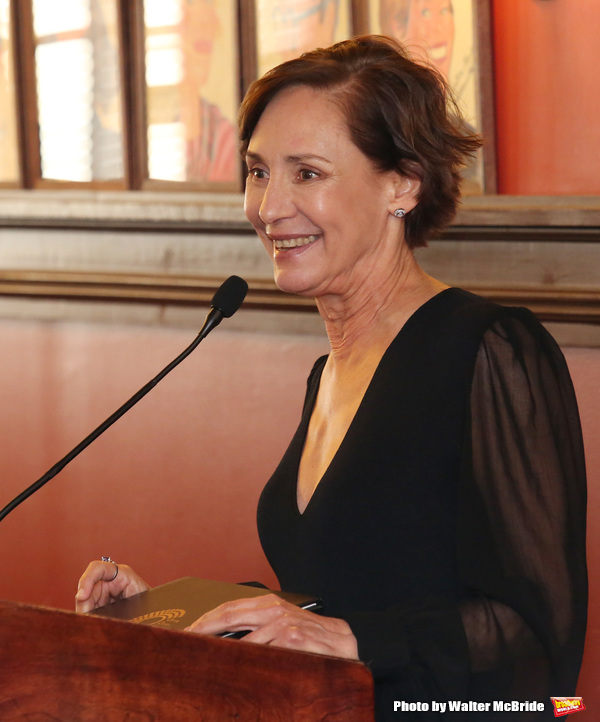 Laurie Metcalf  Photo